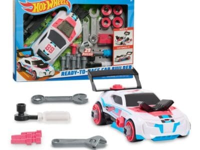 Hot Wheels Ready-to-Race Car Builder Set, Twinduction Vehicle, Kids Toys for Ages 3 up
