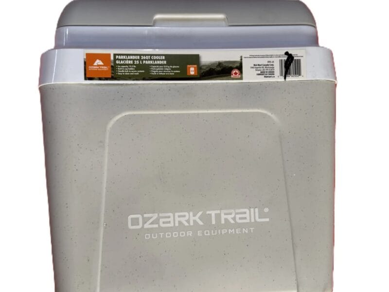 Ozark Trail 26 QT Ice Chest Cooler Hard Sided Portable Cooler, 32 Can Capacity 25L Grey