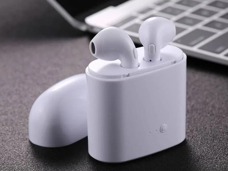Wireless Stereo Double Earphones Bluetooth Earphone with Charging Box