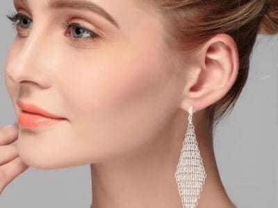 Fashion Queen Temperament Rhombus Mesh Earrings (Silver)