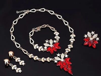 Fashion Diamond-shape Leaves Flowers Necklaces Rings Bracelets Earrings Jewelry Set 4 PCS for Women (Red)