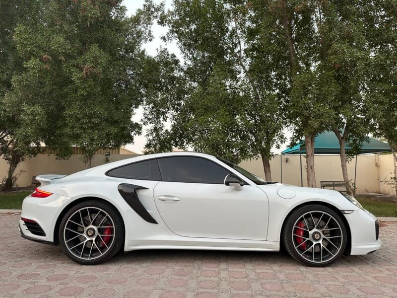 2017 Porsche 911 Turbo