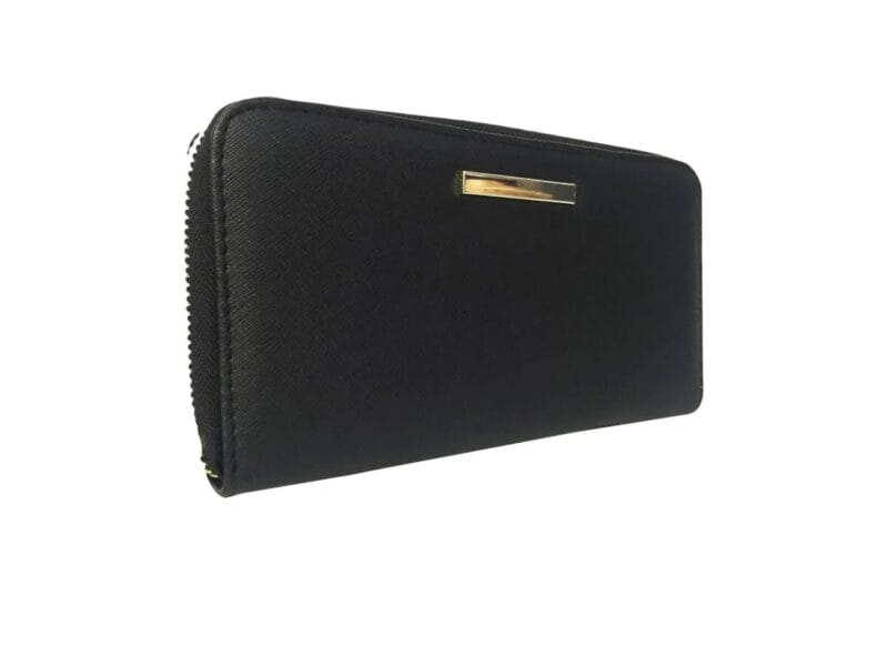 Time and Tru Women’s wallet with bar accent