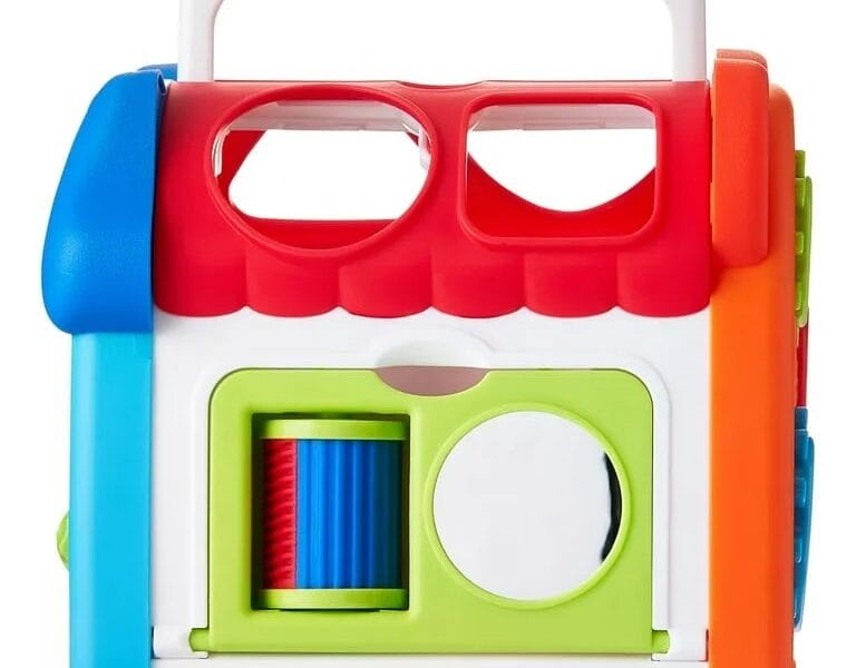 Spark Activity Pet House, Shape Sorter, 6 Activities