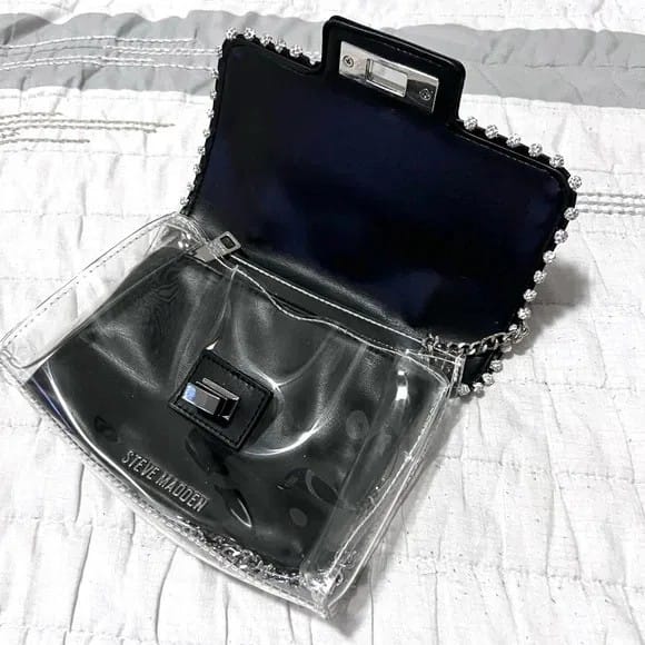 Madden NYC Steve Scarlet Crossbody Bag