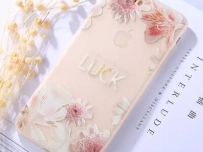 Embossment LUCK Daisy Pattern Soft TPU Protective Case – iPhone 8 Plus & 7 Plus