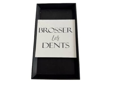 Hometrends Brosser les Dents Dimensional Wall Art