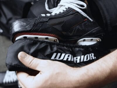 Warrior Skate Soakers – Junior – Black – Set of 2 Ice Skate Blade Cover/Protectors