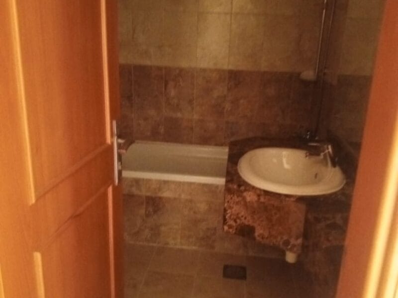 2 Bedroom Apartment Muhaisnah 4