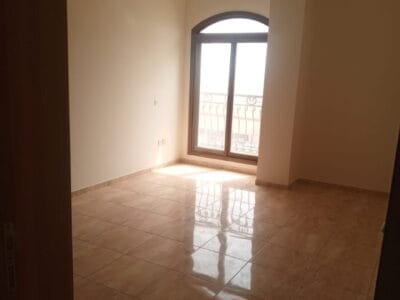 2 Bedroom Apartment Muhaisnah 4