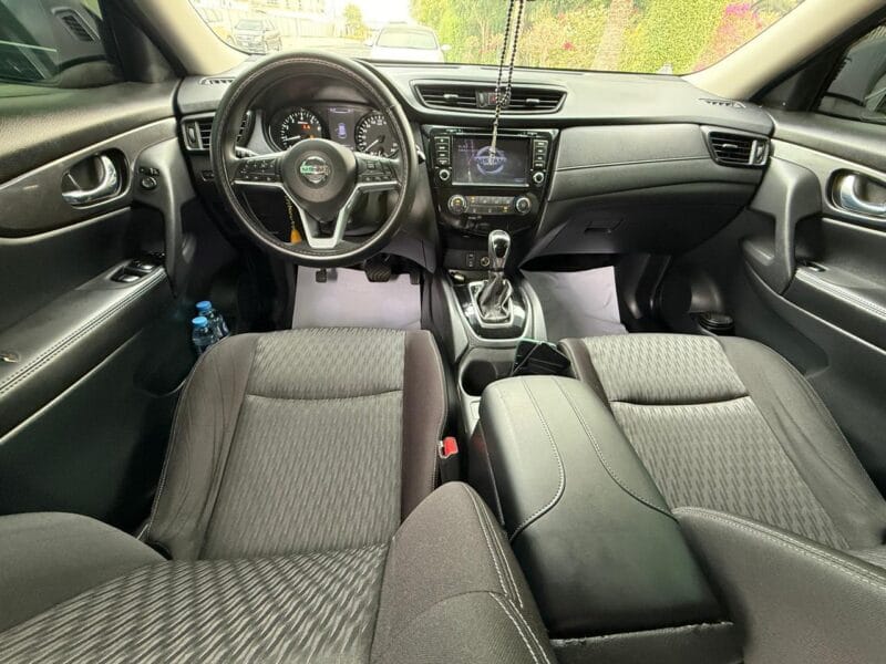 Nissan X Trail