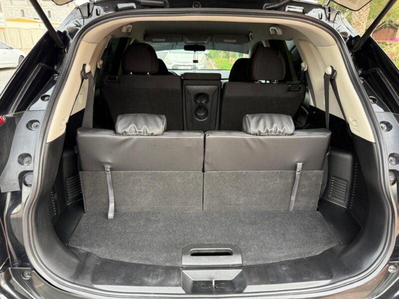 Nissan X Trail
