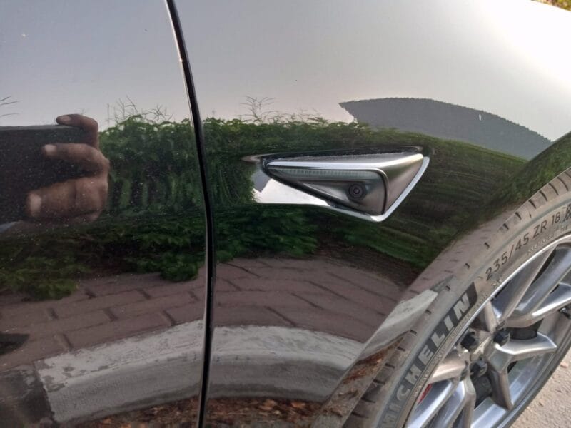 TESLA MODEL 3 COLOR BLACK MODEL YEAR 2021