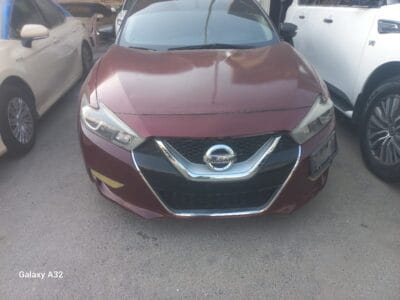 Nissan Maxima 2017 , 6 cylinders