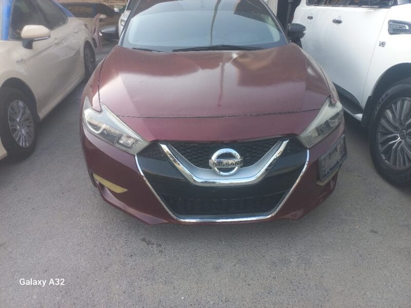 Nissan Maxima 2017 , 6 cylinders