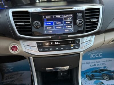 Honda Accord Hybrid Car 2022 Very Good and Clean Condition , 4 cylinders