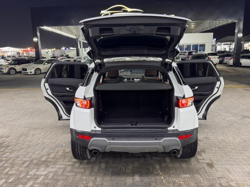 Land Rover Range Rover Evoque 2014 Very Clean , 4 cylinders