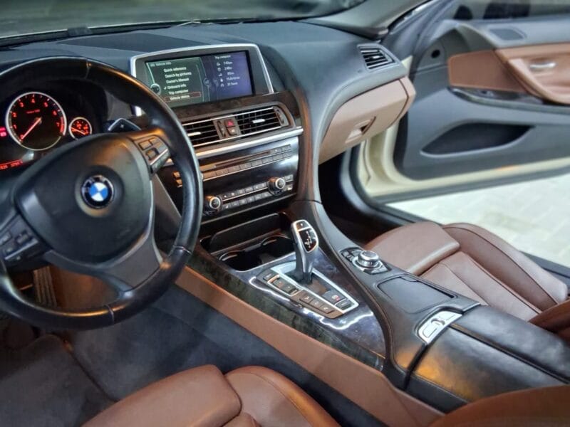 BMW 650Ci Coupe 2012 in Excellent condition , 4 Cylinders