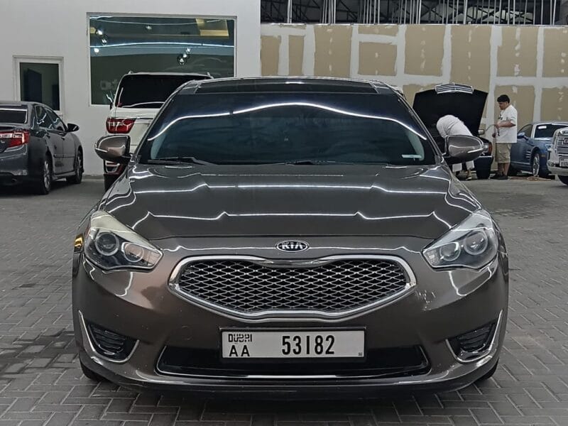 Kia Cadenza 2015 , 6 cylinders Very Clean