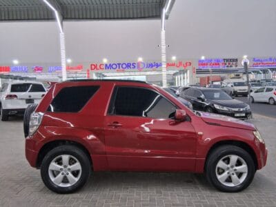 Suzuki Grand Vitara 2011 4 cylinders in Excellent condition