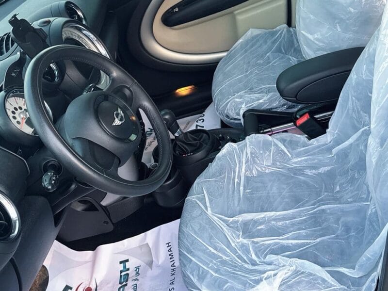 Mini Cooper Countryman 2013 in Perfect condition in and out