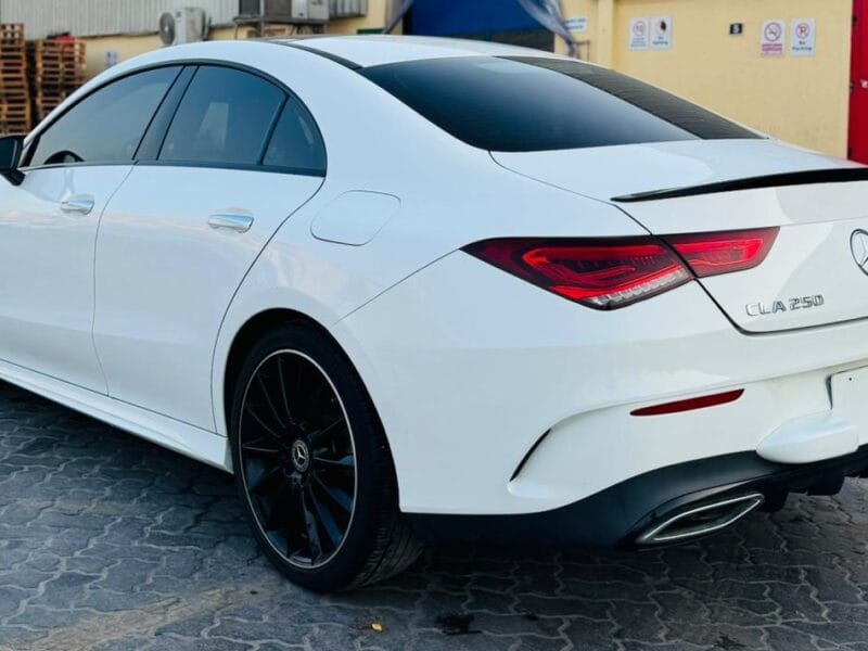 Mercedes-Benz CLA 250 2022 with 4 cylinders