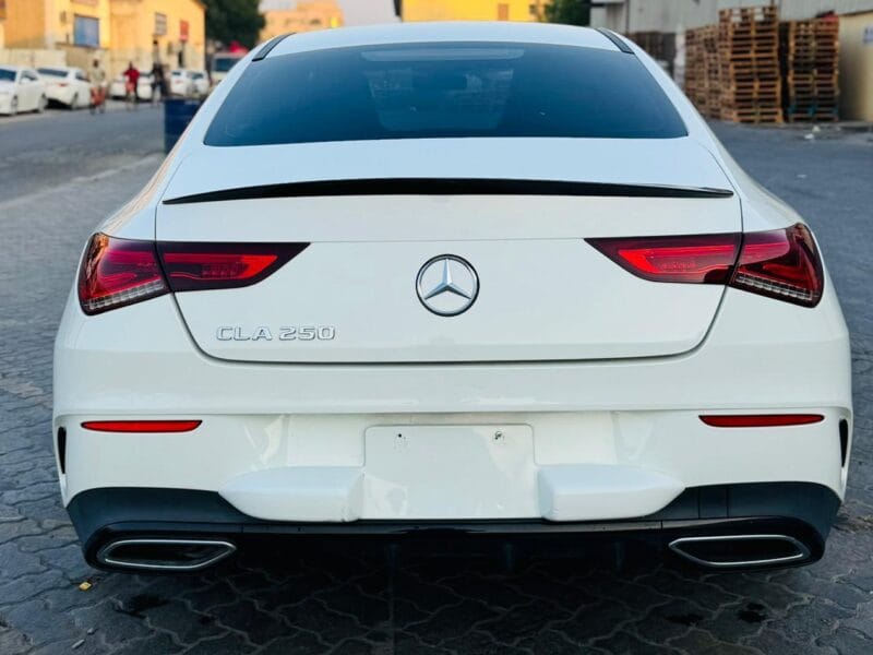 Mercedes-Benz CLA 250 2022 with 4 cylinders