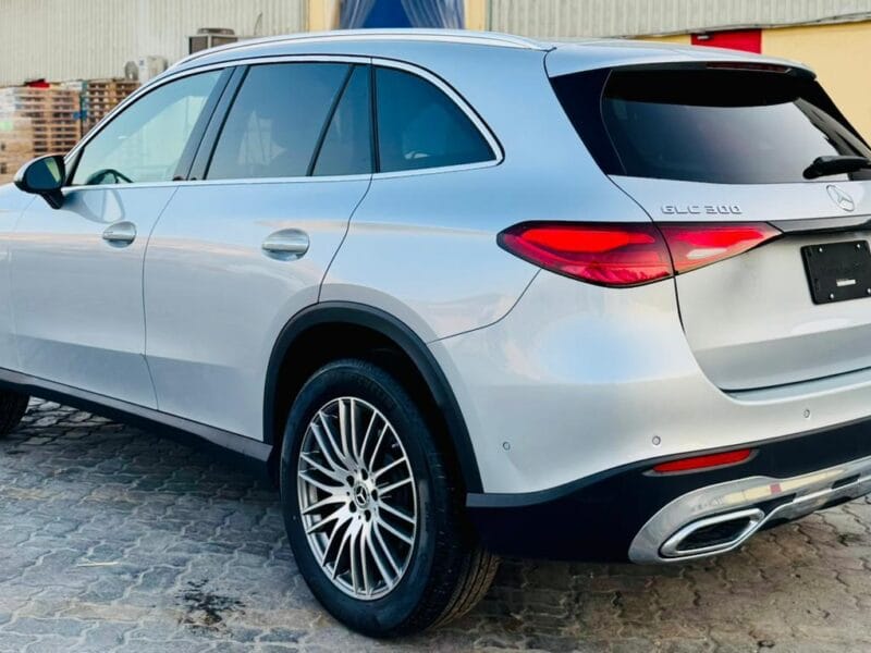 Mercedes-Benz GLC 300 2024 , Clean title