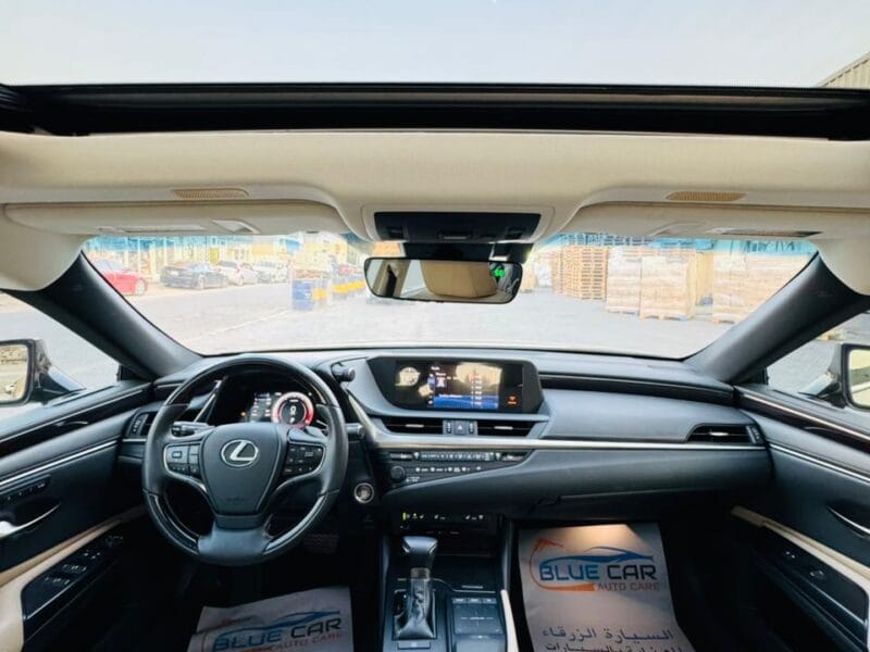 Lexus ES 350 2021 with 6 cylinders