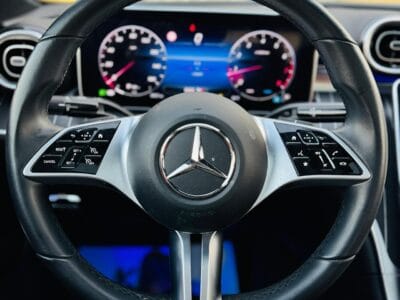 Mercedes-Benz C 300 2024 , Clean title