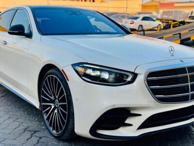 Mercedes-Benz S 580 2021 with 8 cylinders , Clean title