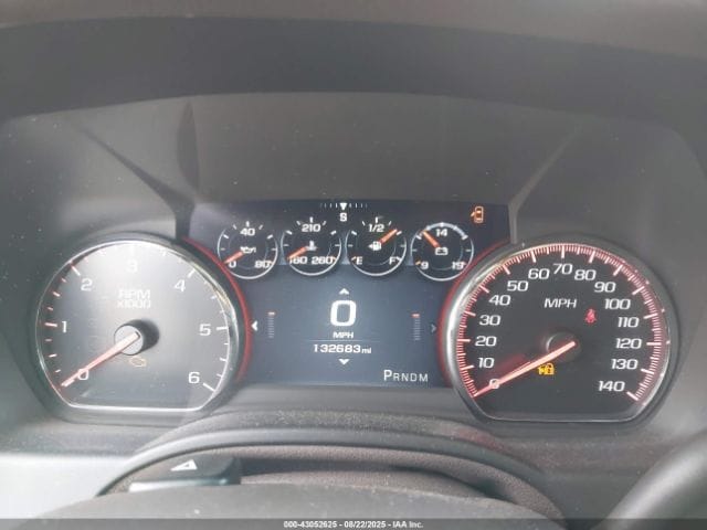 GMC YUKON DENALI 2015 with 8 cylinders