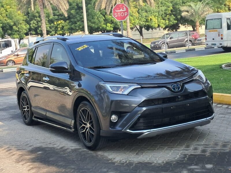 Toyota RAV4 2018 Hybrid Full option