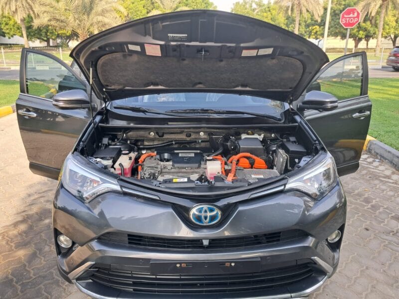 Toyota RAV4 2018 Hybrid Full option