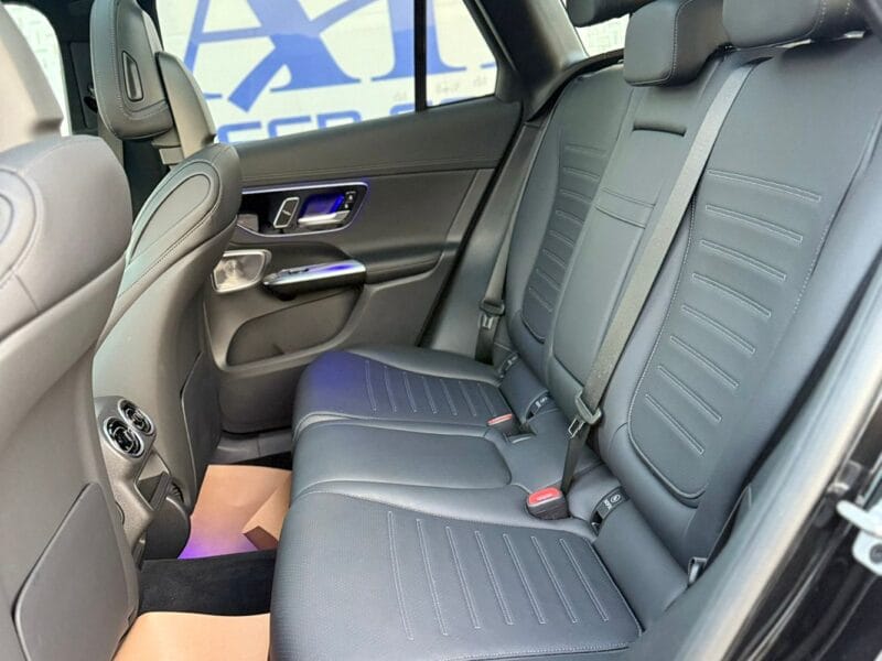 Mercedes-Benz GLC 300 AMG 2023