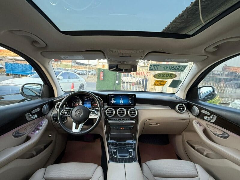 Mercedes-Benz GLC 300 2020 , Clean title