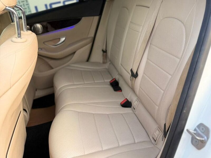 Mercedes-Benz GLC 300 2020 , Clean title