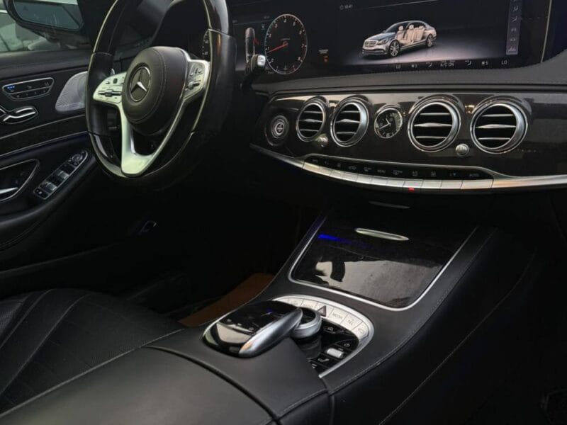 Mercedes-Benz S 560 AMG Fuss 3
