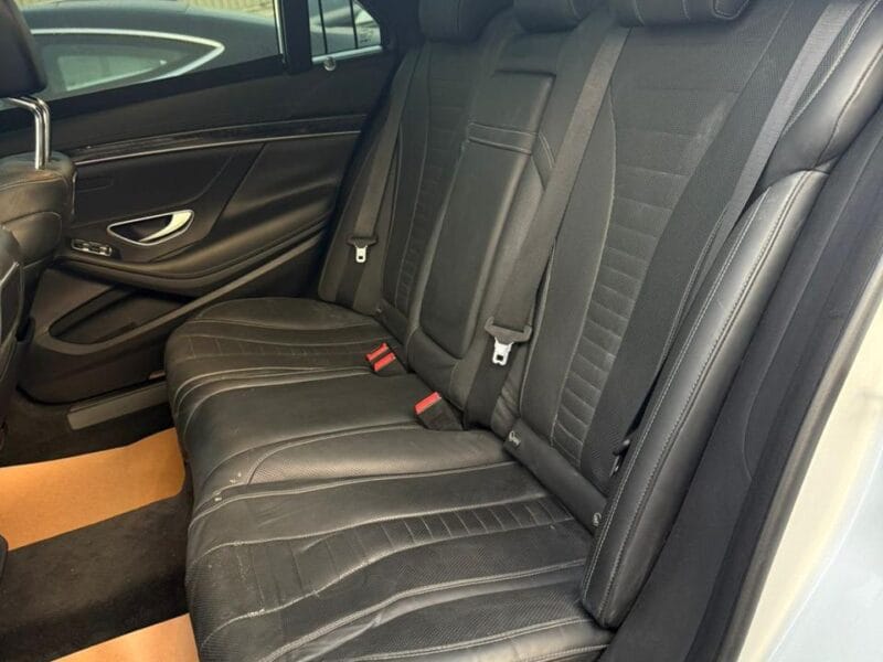 Mercedes-Benz S 560 AMG Fuss 3