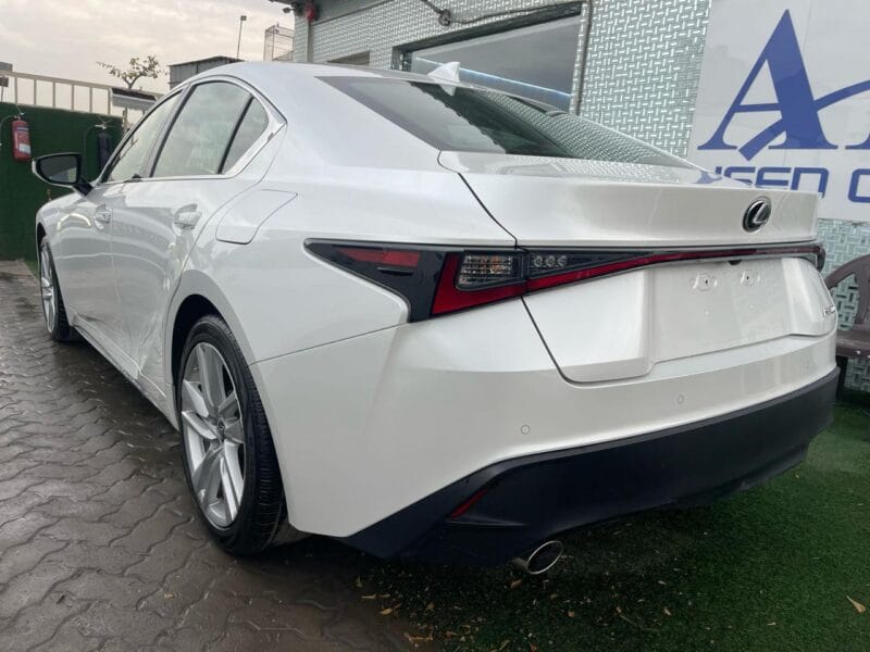 LEXUS IS300 FULL OPTION 2021