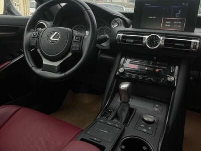 LEXUS IS300 FULL OPTION 2021