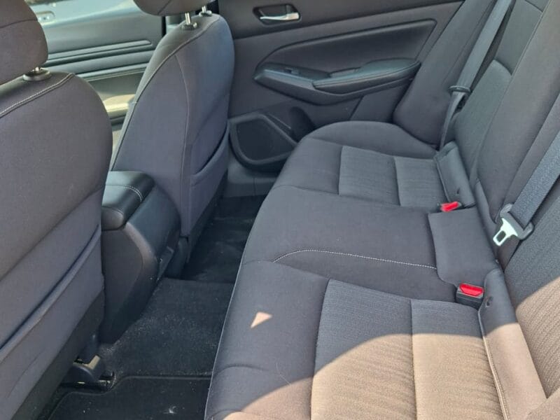 Nissan Altima 2020 with 4 cylinders