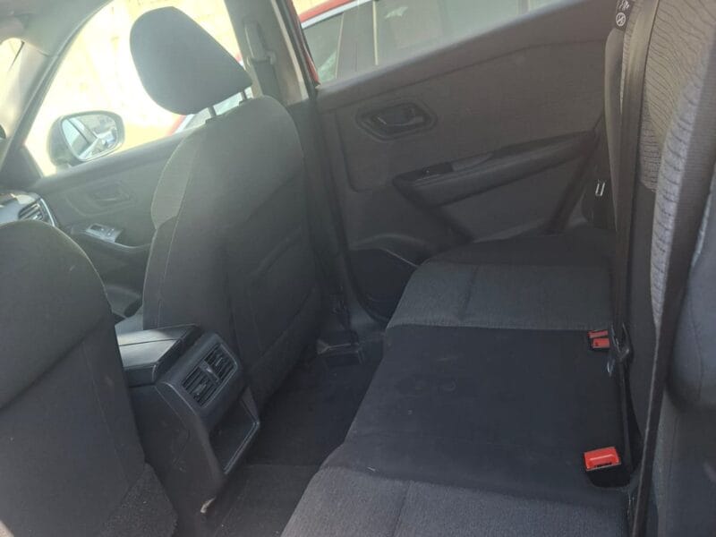 Nissan Rouge SV V4 2022