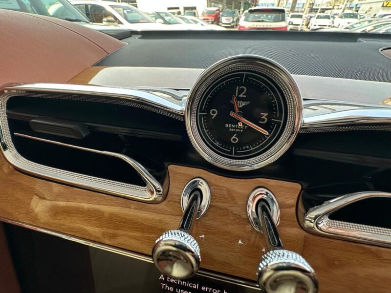 Bentley Bentayga 2022