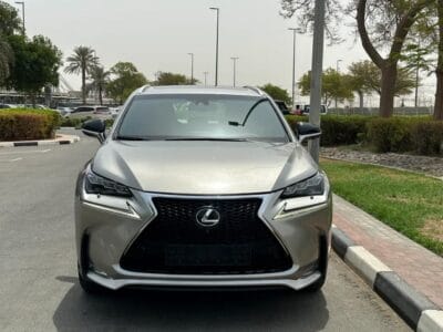 Lexus nx200 2016 with 4 cylinders