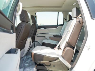 GMC Acadia Denali AWD White 2024