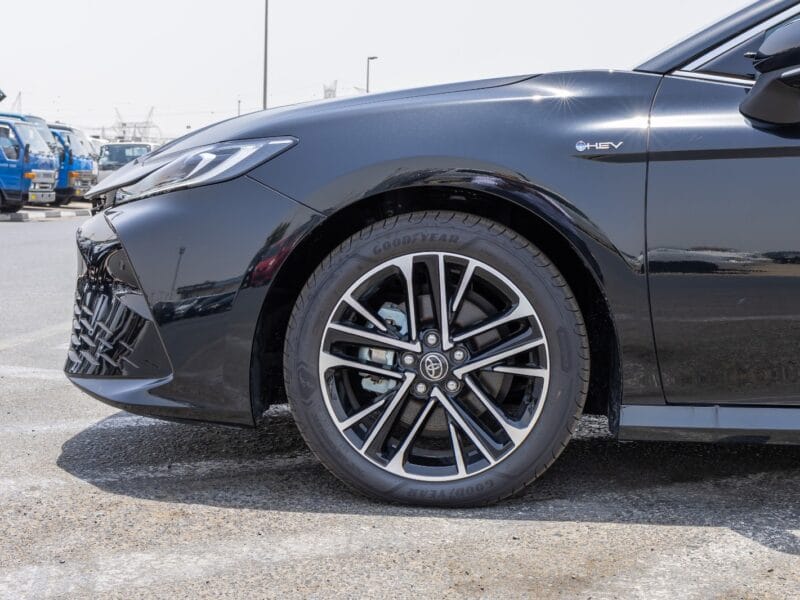 Toyota Camry 2.5 Hybrid Intelligent Dual-Engine 2024 Black
