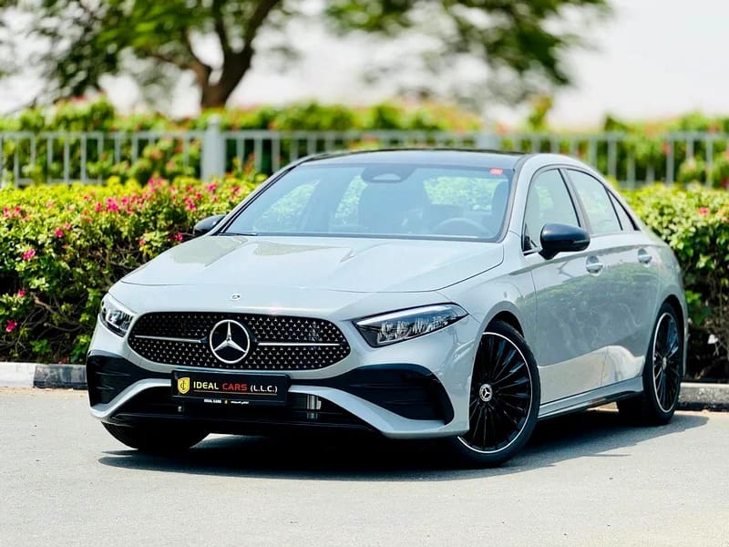 MERCEDES-BENZ A200 2026