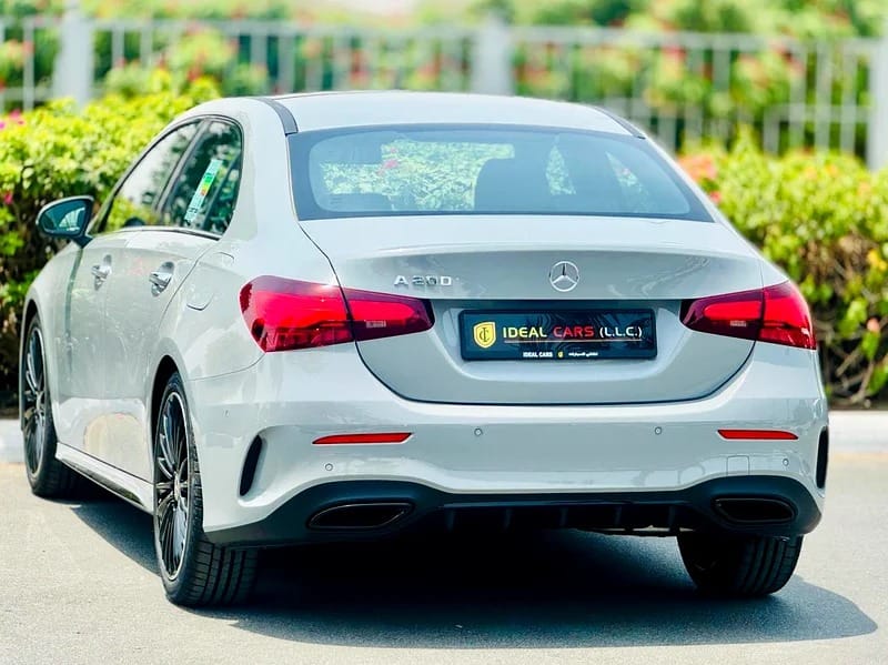 MERCEDES-BENZ A200 2026