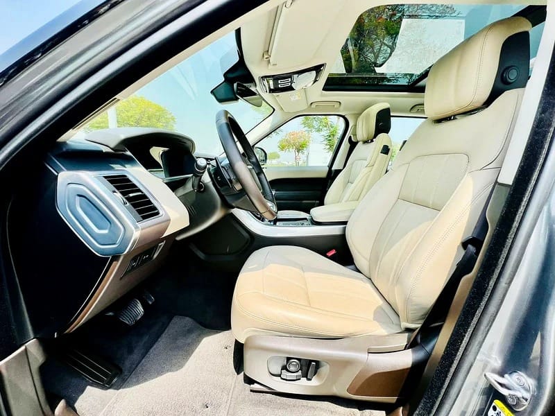 LAND ROVER RANGE ROVER SPORT HSE 2019